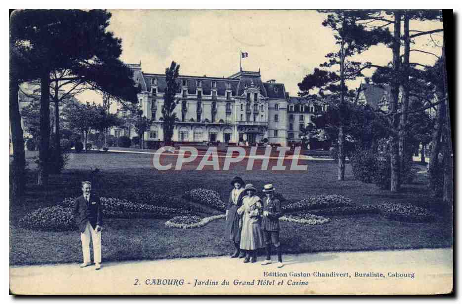 Cabourg - Jardins du Grand Hôtel et Casino — Édition Gaston Chandivert, Buraliste, Cabourg