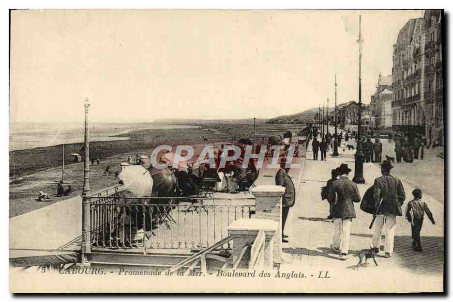CPA Cabourg Promenade de la Mer Boulevard des Anglais 