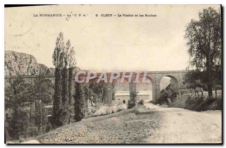 CPA Clecy La Viaduc et les Roches 