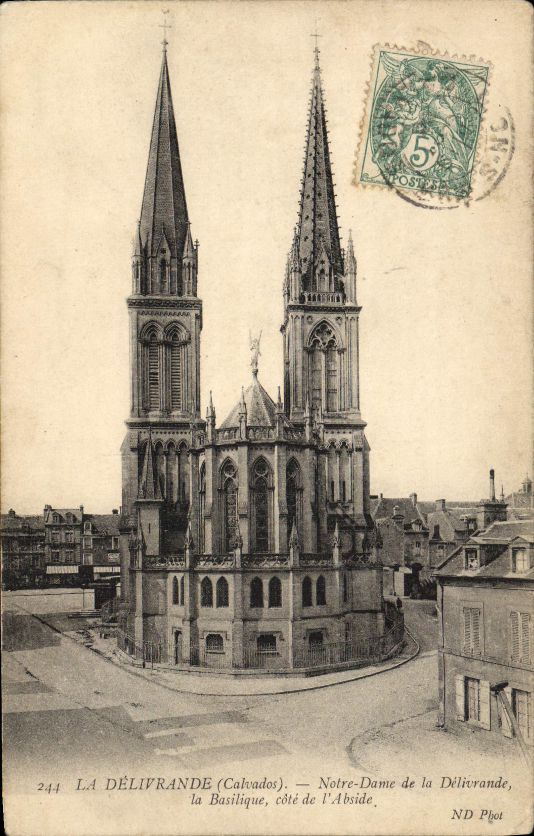 La Délivrande (Calvados) — Notre-Dame de la Délivrande, côté de l'Abside — ND Phot, n°244
