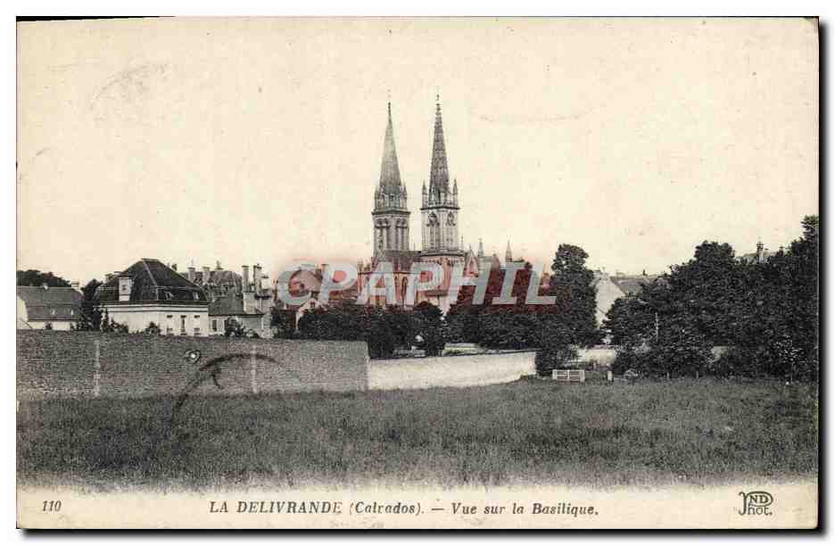 CPA La Delivrande Vue sur la Basilique