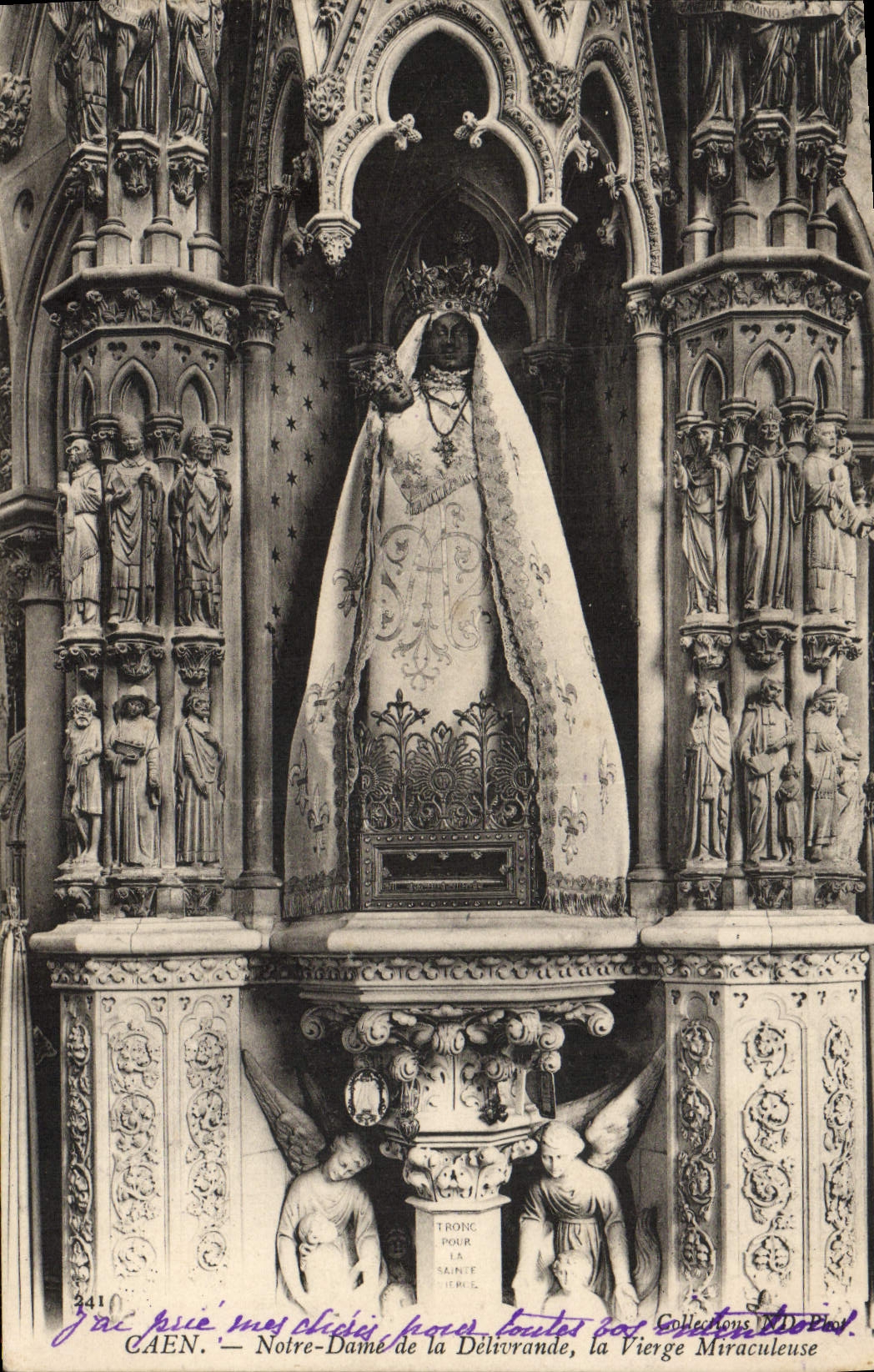 CPA Caen Notre Dame de La Delivrande la Vierge Miraculeuse 