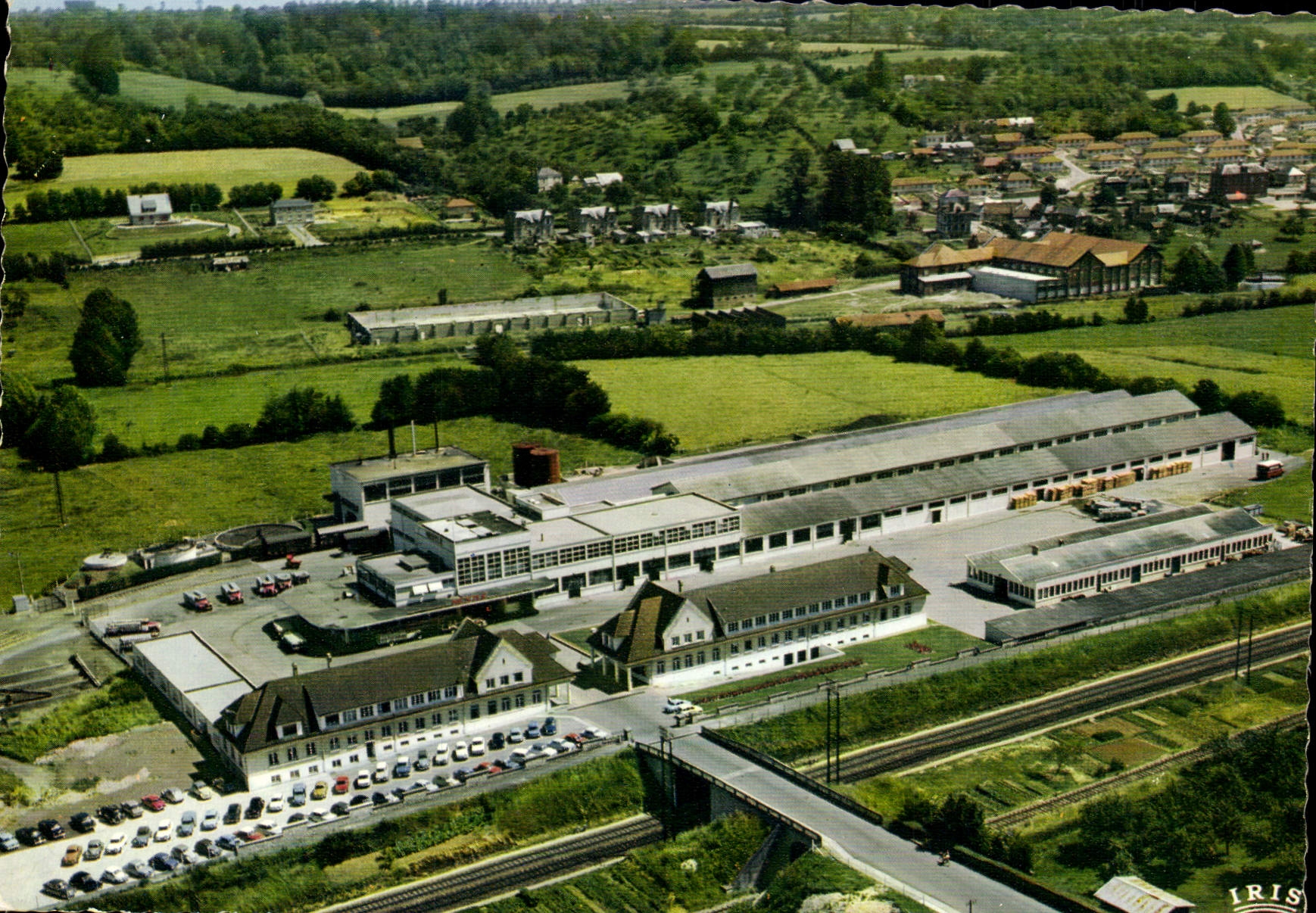 Usine Nestlé à Lisieux-Beuvillers (Calvados) — Fabrication du lait concentré sucré — IRIS
