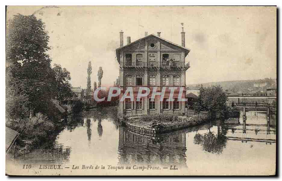 CPA Lisieux Les bords de la touques au camp Franc