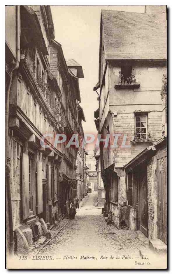 CPA Lisieux vieilles maisons rue de la paix