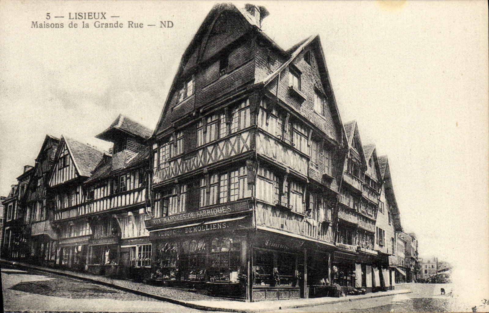 Lisieux — Maisons de la Grande Rue — ND — Éditeur Demolliens