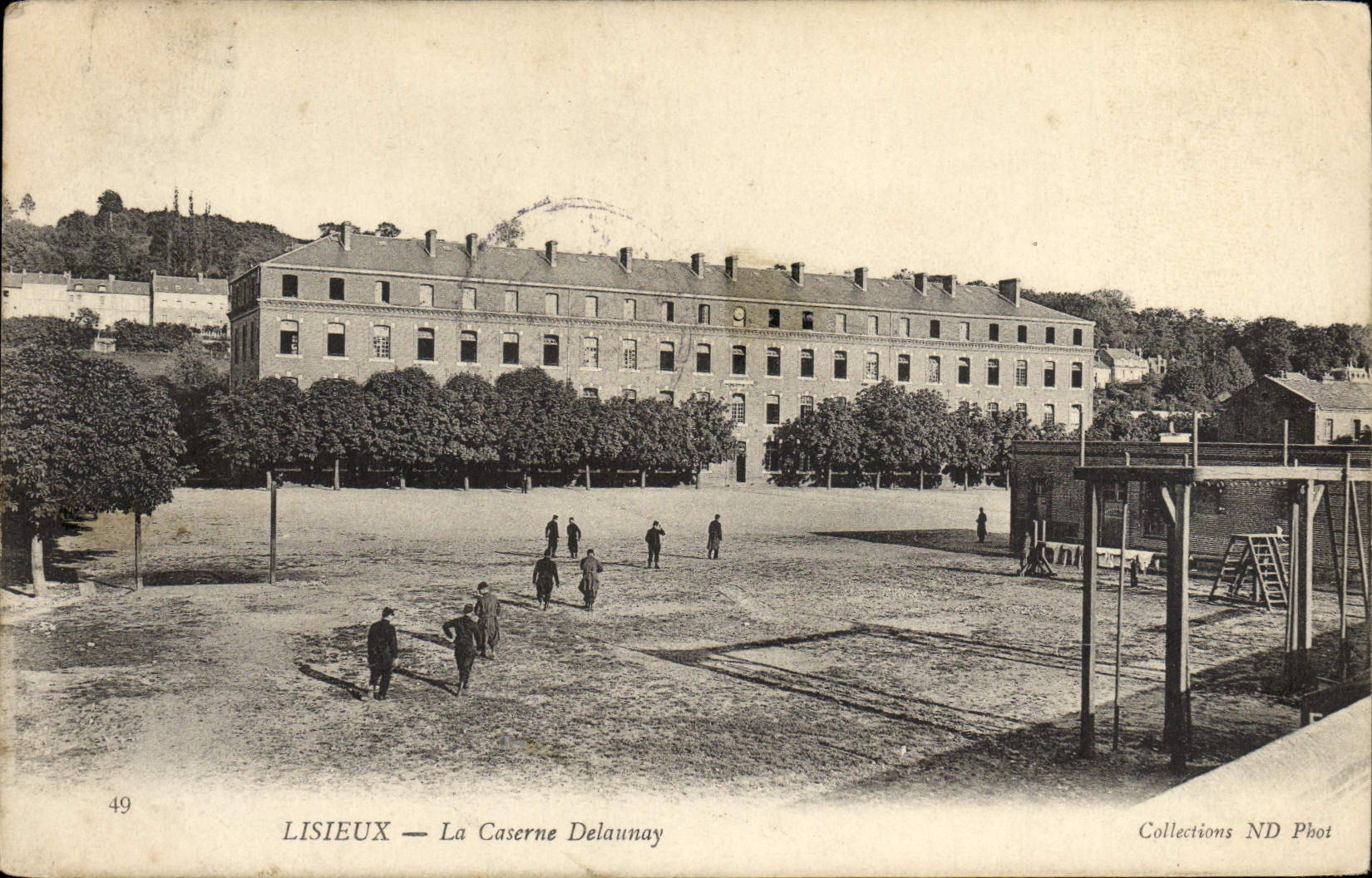 LISIEUX — La Caserne Delaunay — Collections ND Phot