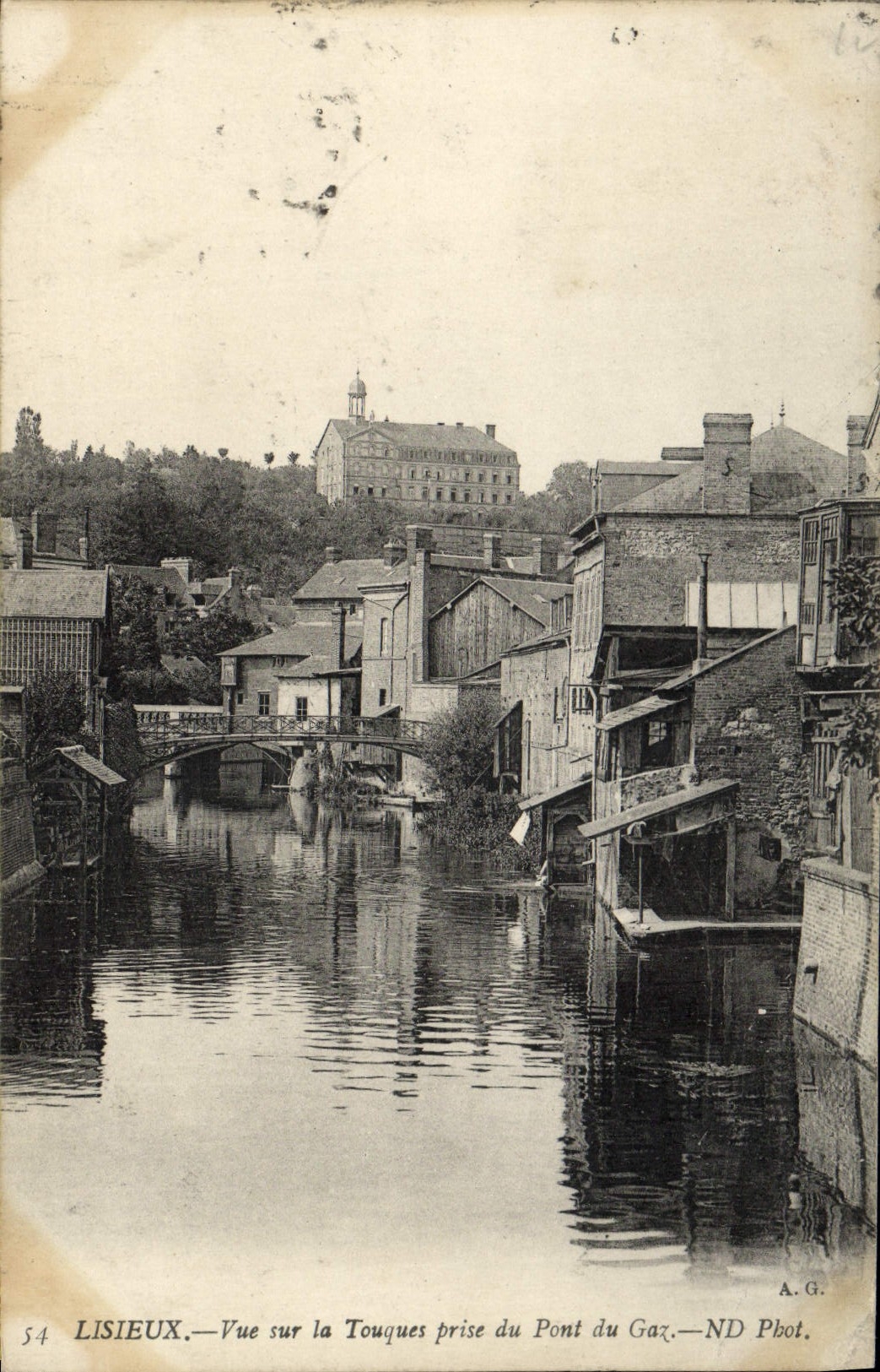 CPA Lisieux Vue sur la touques prise du pont du gaz