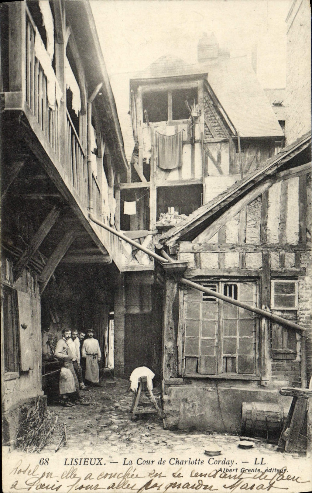 Lisieux — La Cour de Charlotte Corday — Albert Grente, éditeur — n° 68