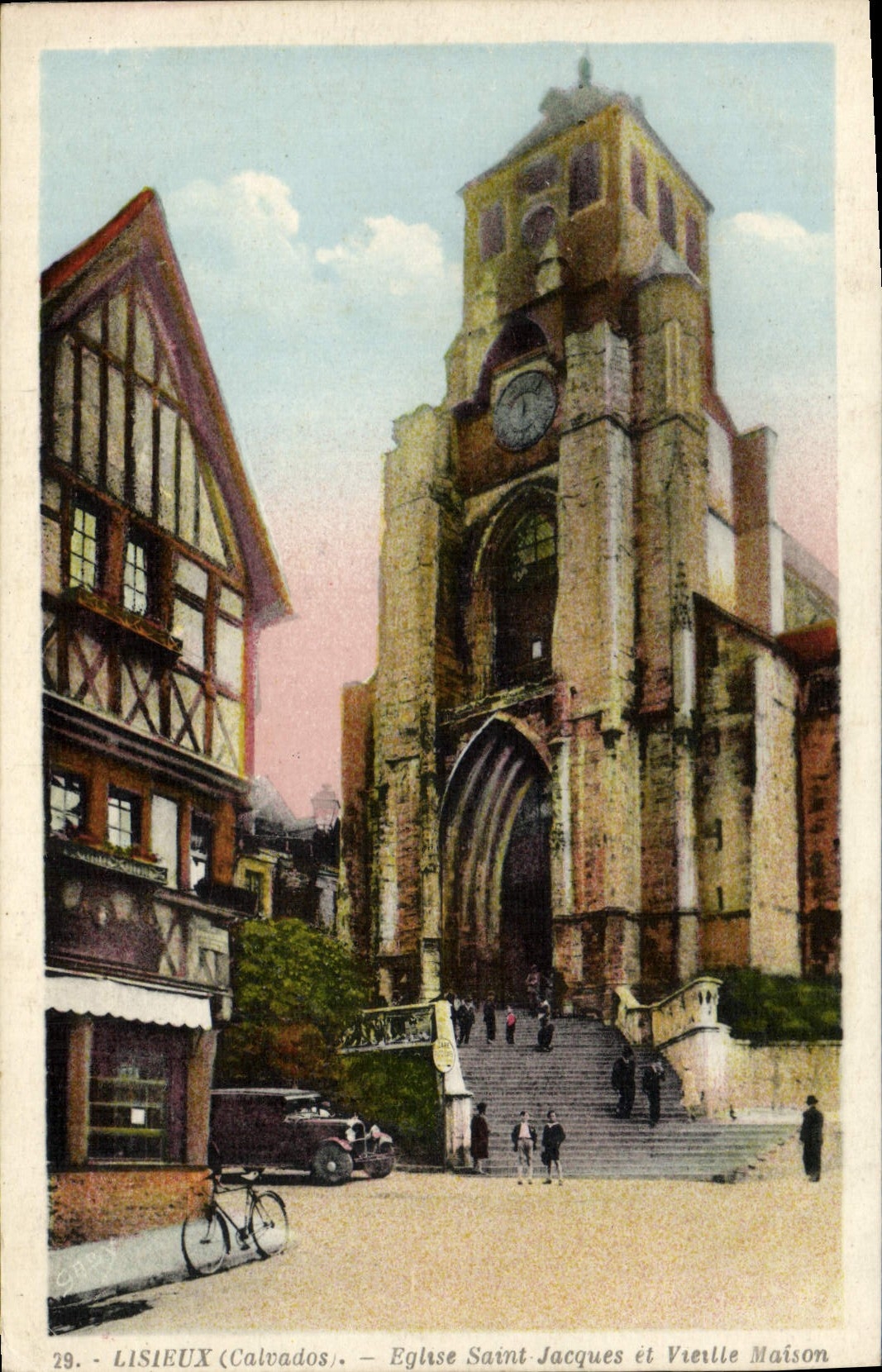 CPA Lisieux Eglise saint jacques et vieille maison
