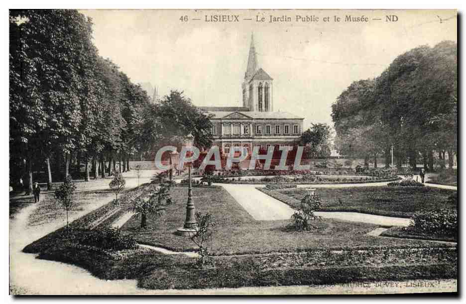 CPA Lisieux Le jardin public et le musee