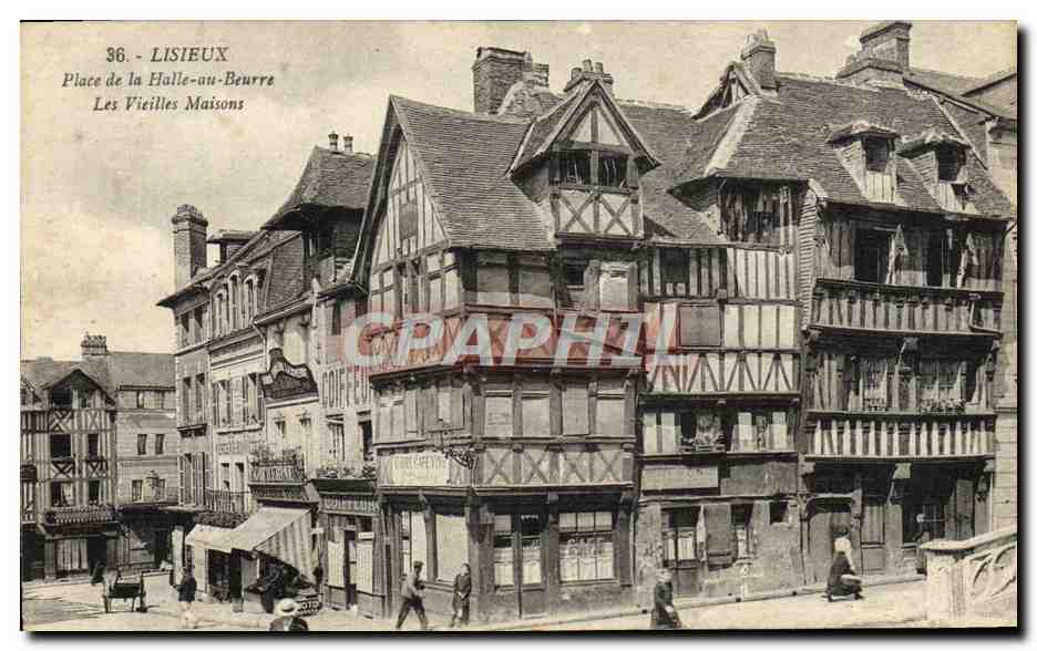 Lisieux - Place de la Halle-au-Beurre - Les Vieilles Maisons