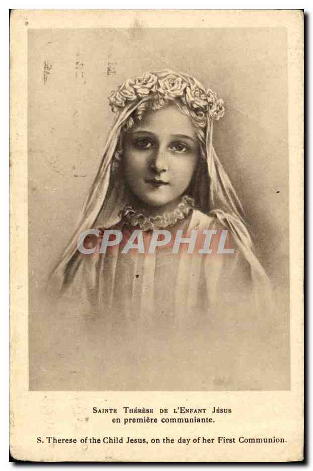CPA Sainte therese de l'enfant jesus en premiere communiante Lisieux