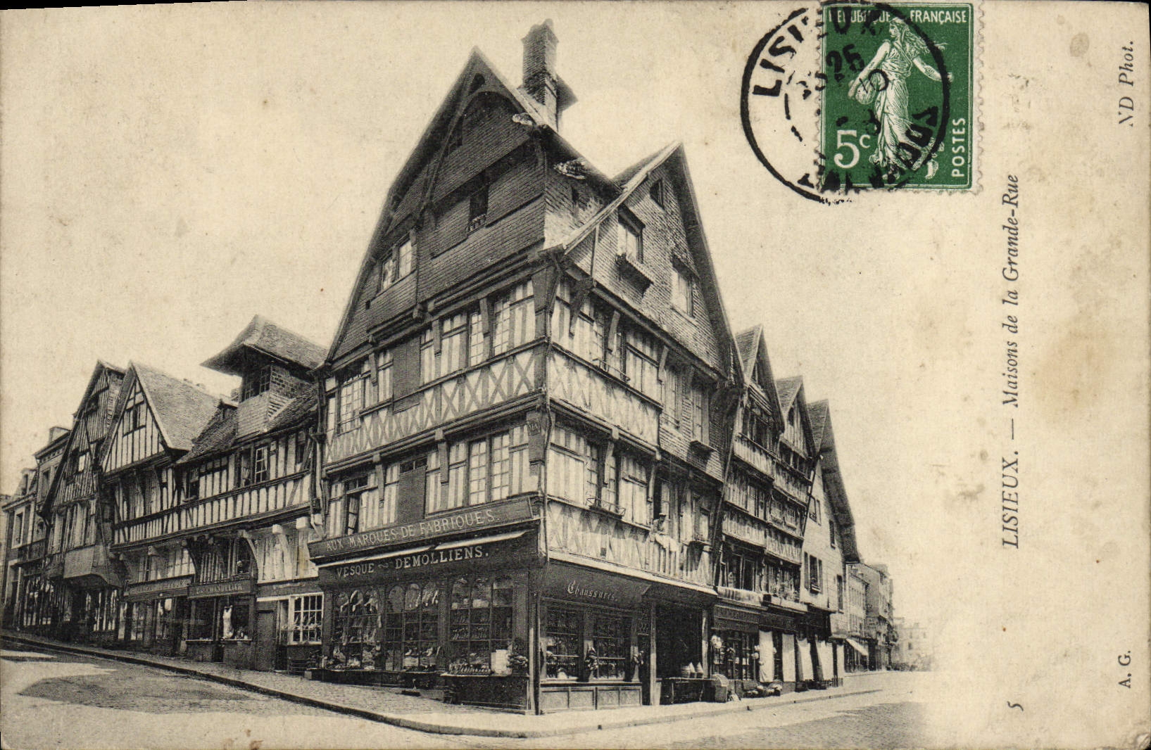 Maison de la Grande-Rue — Lisieux — ND Phot. A.G. — n°5