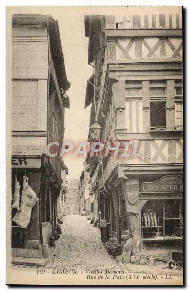 Lisieux - Vieilles Maisons. Rue de la Paix (XVIe siècle) - LL