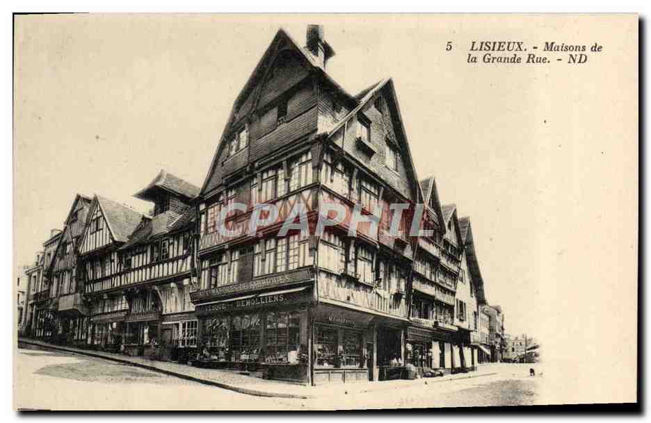 CPA Lisieux maisons la grande rue