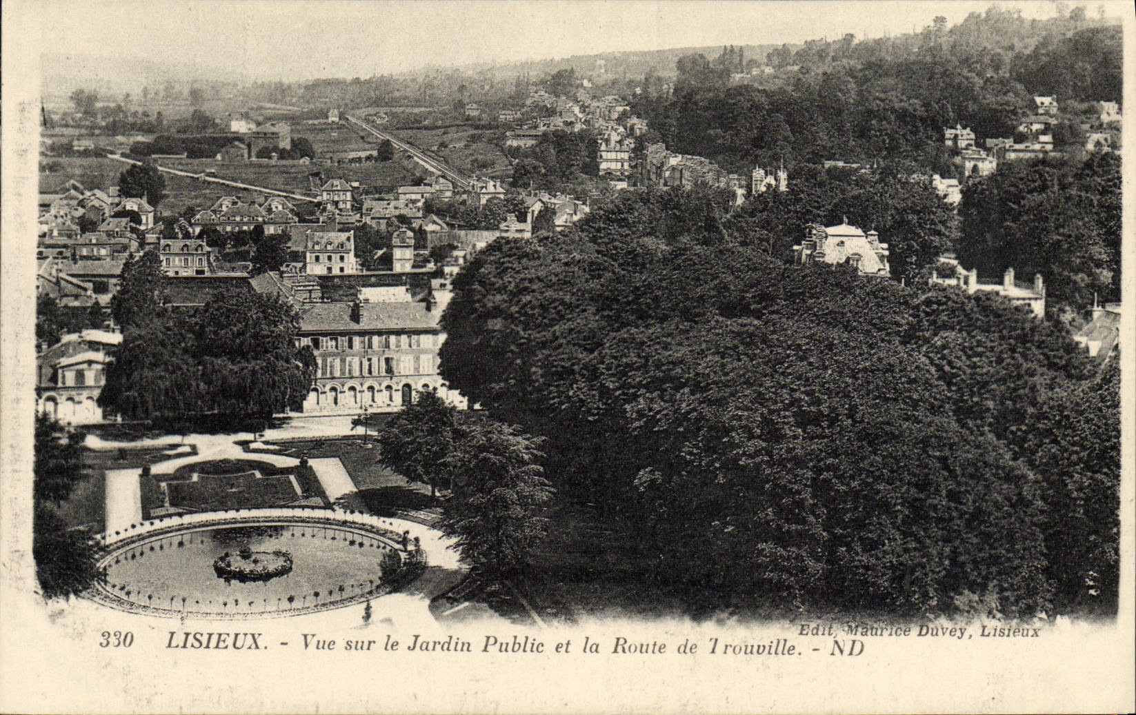 Lisieux - Vue sur le Jardin Public et la Route de Trouville - Edit. Maurice Duvéy, Lisieux