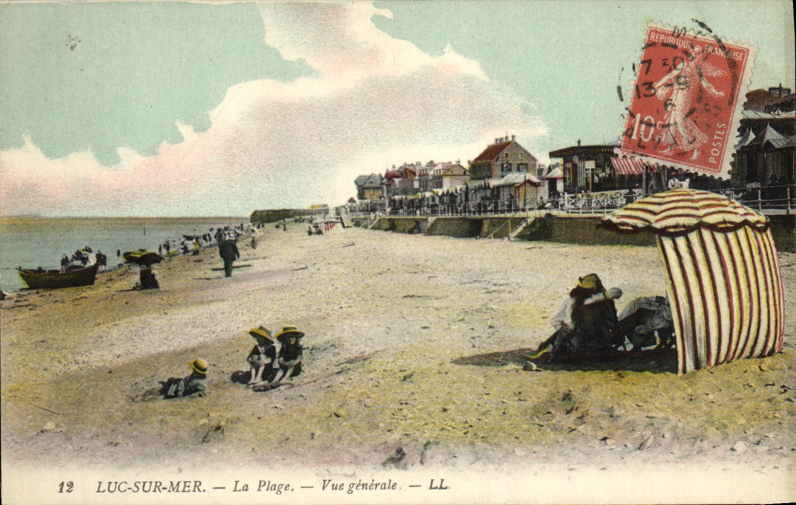 CPA Luc Sur mer la plage vue generale
