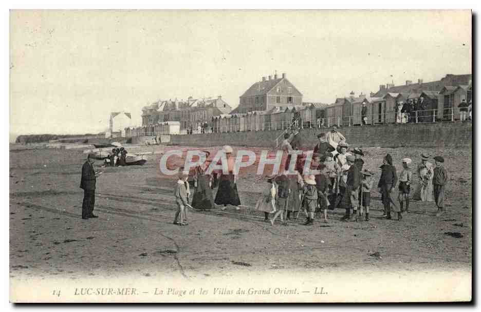 CPA Luc Sur mer la plage et les villas du grand orient Enfants