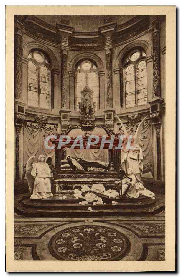 Chapelle et Châsse de Sainte Thérèse de l'Enfant-Jésus au Carmel de Lisieux — Statue miraculeuse de la Vierge du Sourire