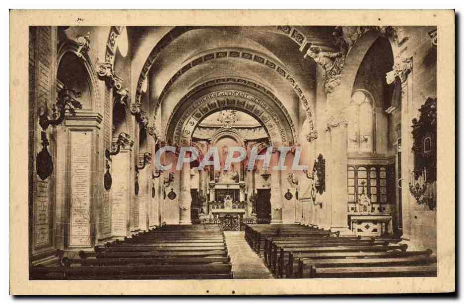 CPA La Chapelle des carmelites des Lisieux