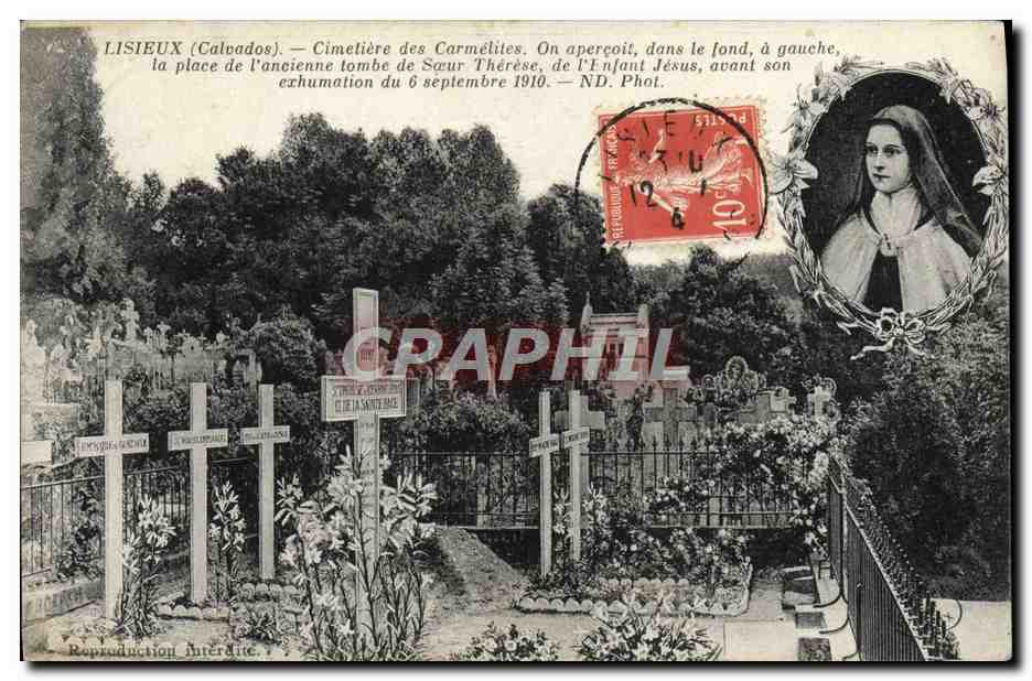 Lisieux (Calvados) — Cimetière des Carmélites — Exhumation de Sœur Thérèse de l'Enfant Jésus le 6 septembre 1910 — ND. Phot.