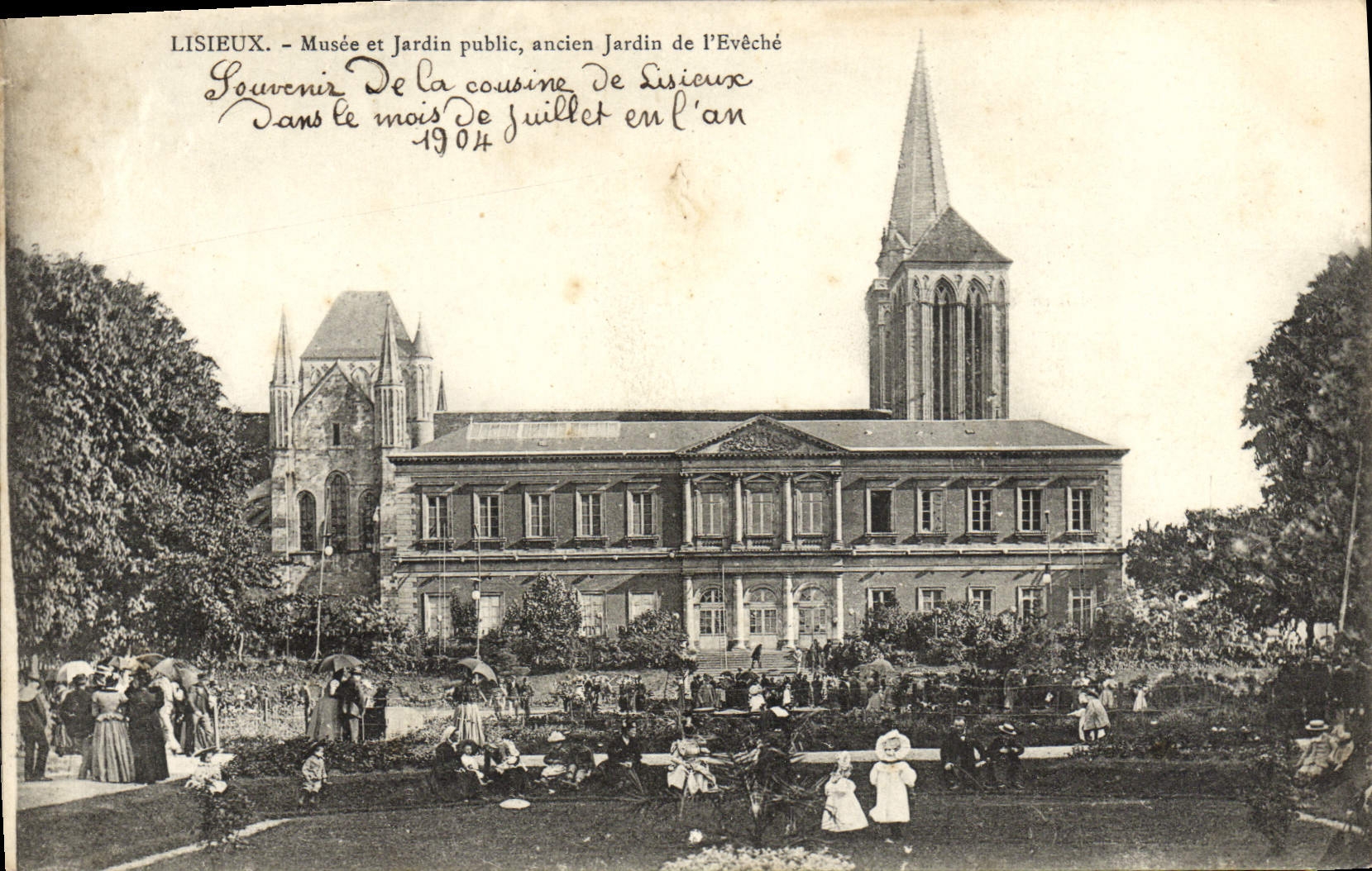 Lisieux - Musée et Jardin public, ancien Jardin de l'Évêché — Souvenirs de la cousine en juillet 1904