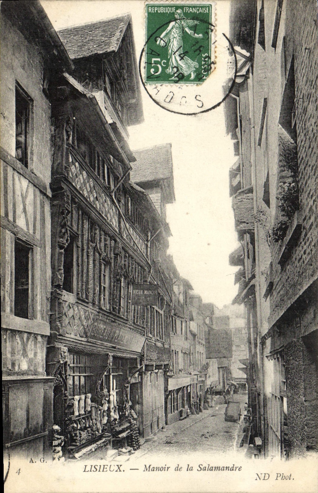 LISIEUX — Manoir de la Salamandre — A.G. ND Pbot.