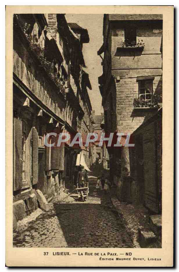 CPA Lisieux La Rue de la Paix 