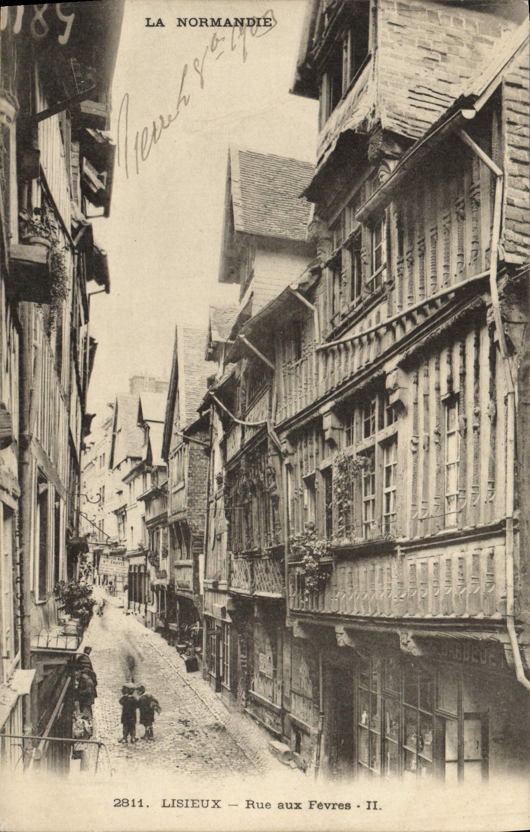 Lisieux — Rue aux Févres — II. — Éditeur : Lisieux