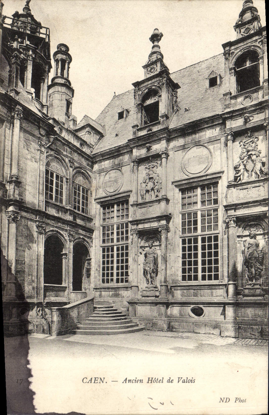 CPA Caen Ancien Hotel de Valois