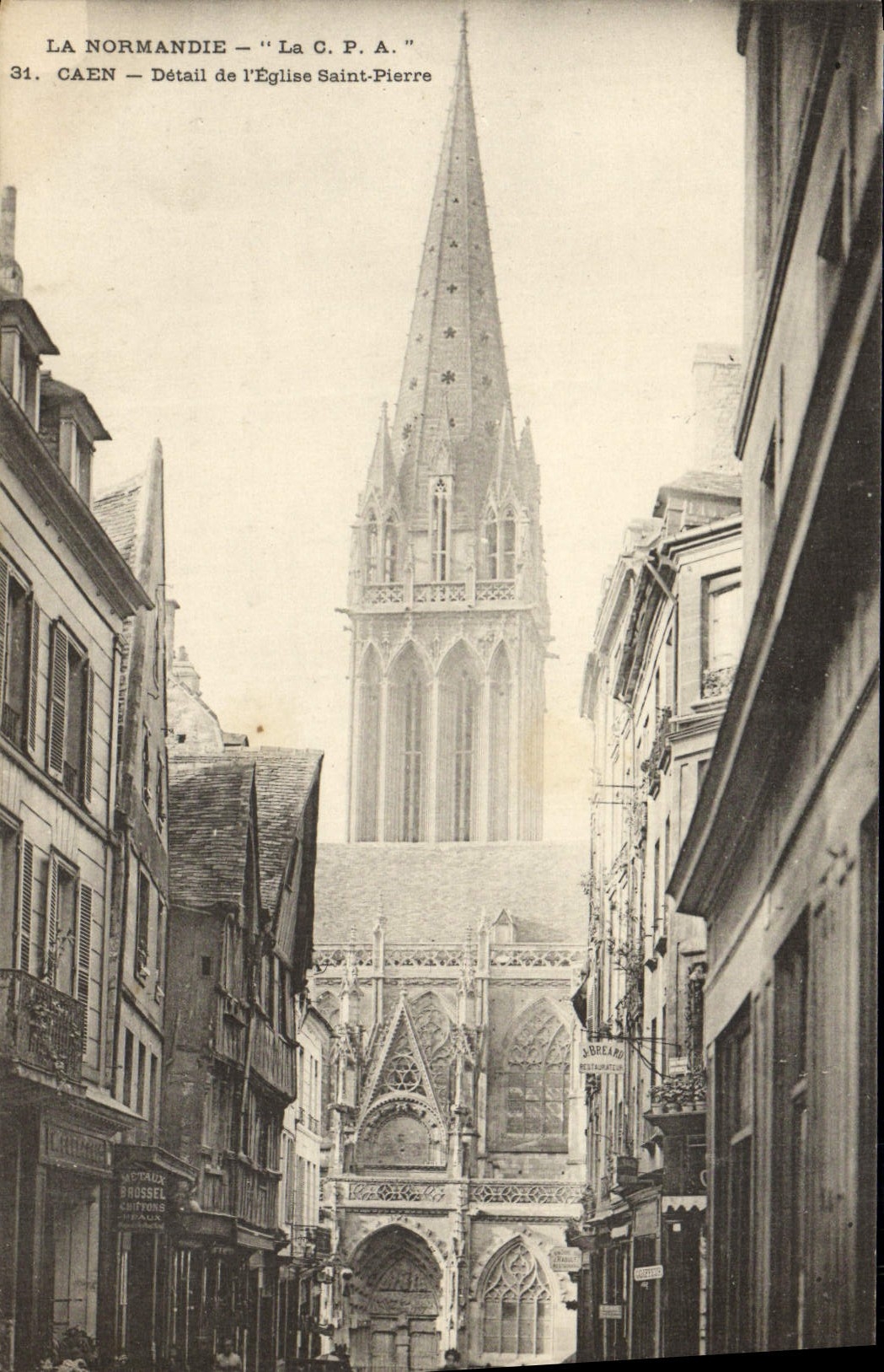 CPA Caen Detail de L'Eglise Saint Pierre 