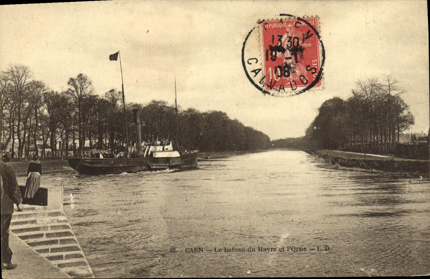 CPA Caen Le bateau du Havre et l'Orne 