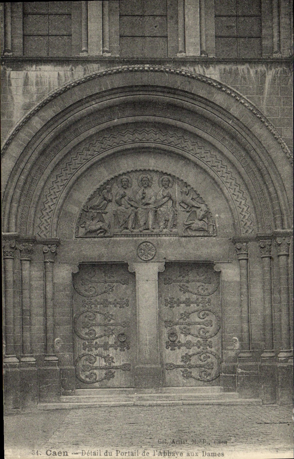 CPA CaenDetail du Portail de l'Abbaye aux Dames 