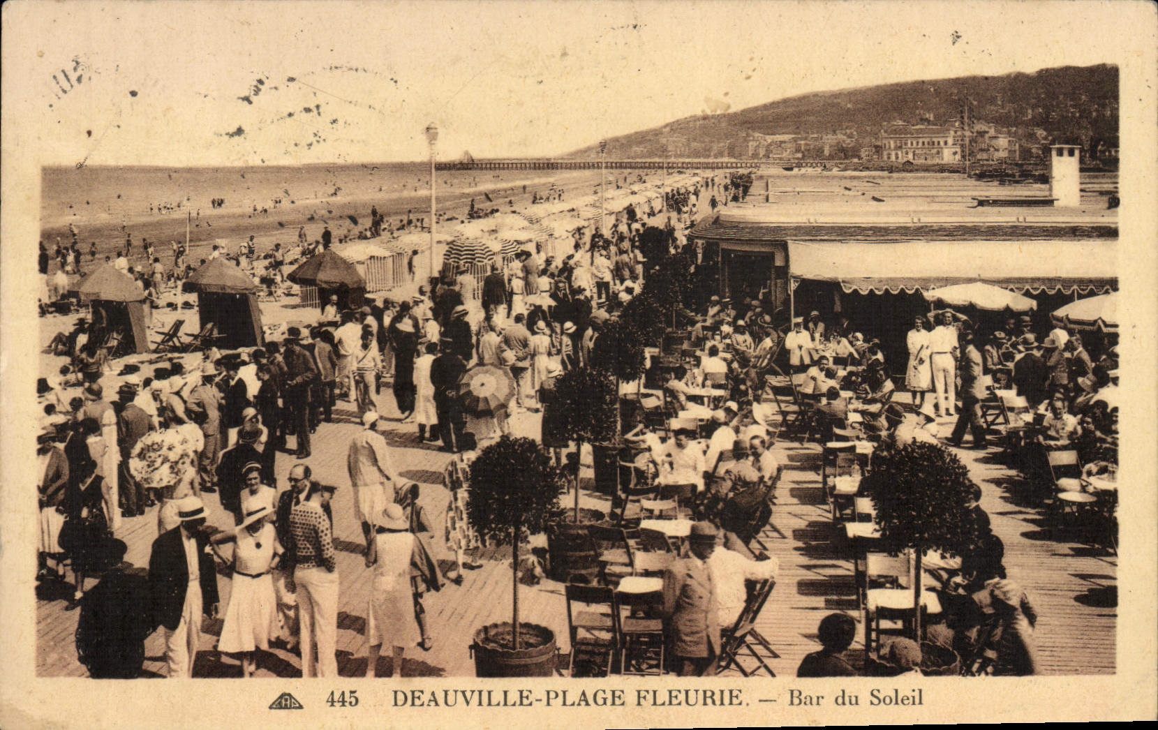 Deauville-Plage Fleurie — Bar du Soleil — Édition Galerie Moderne (445)