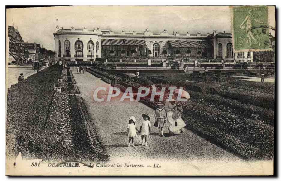 Deauville — Le Casino et les Parterres — LL. n° 331