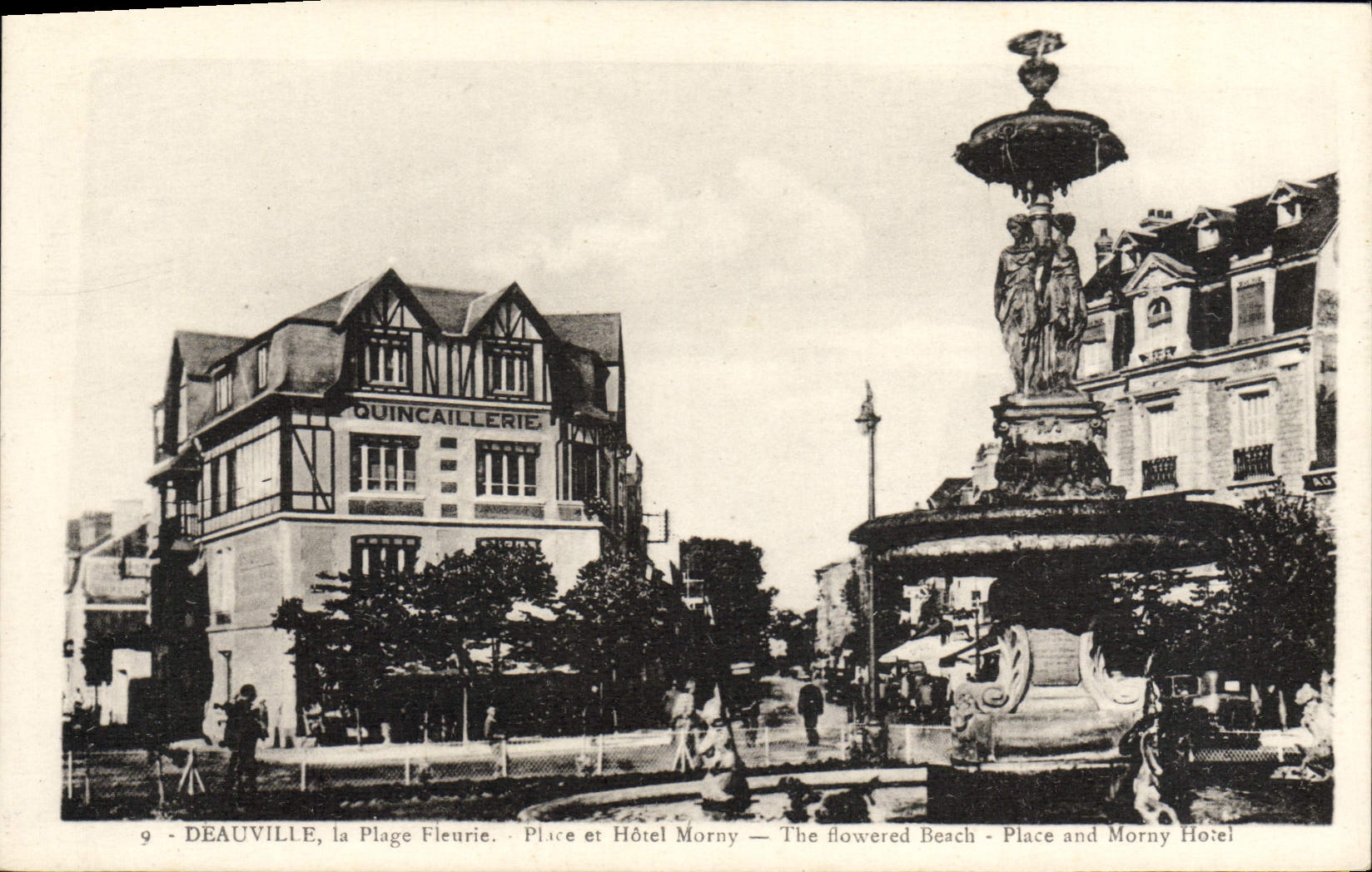 CPA Deauville La plage fleurie place et hotel morny Quncaillerie 
