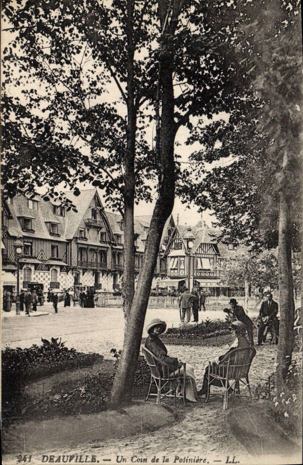 Deauville — Un Coin de la Potinière — LL. n°241