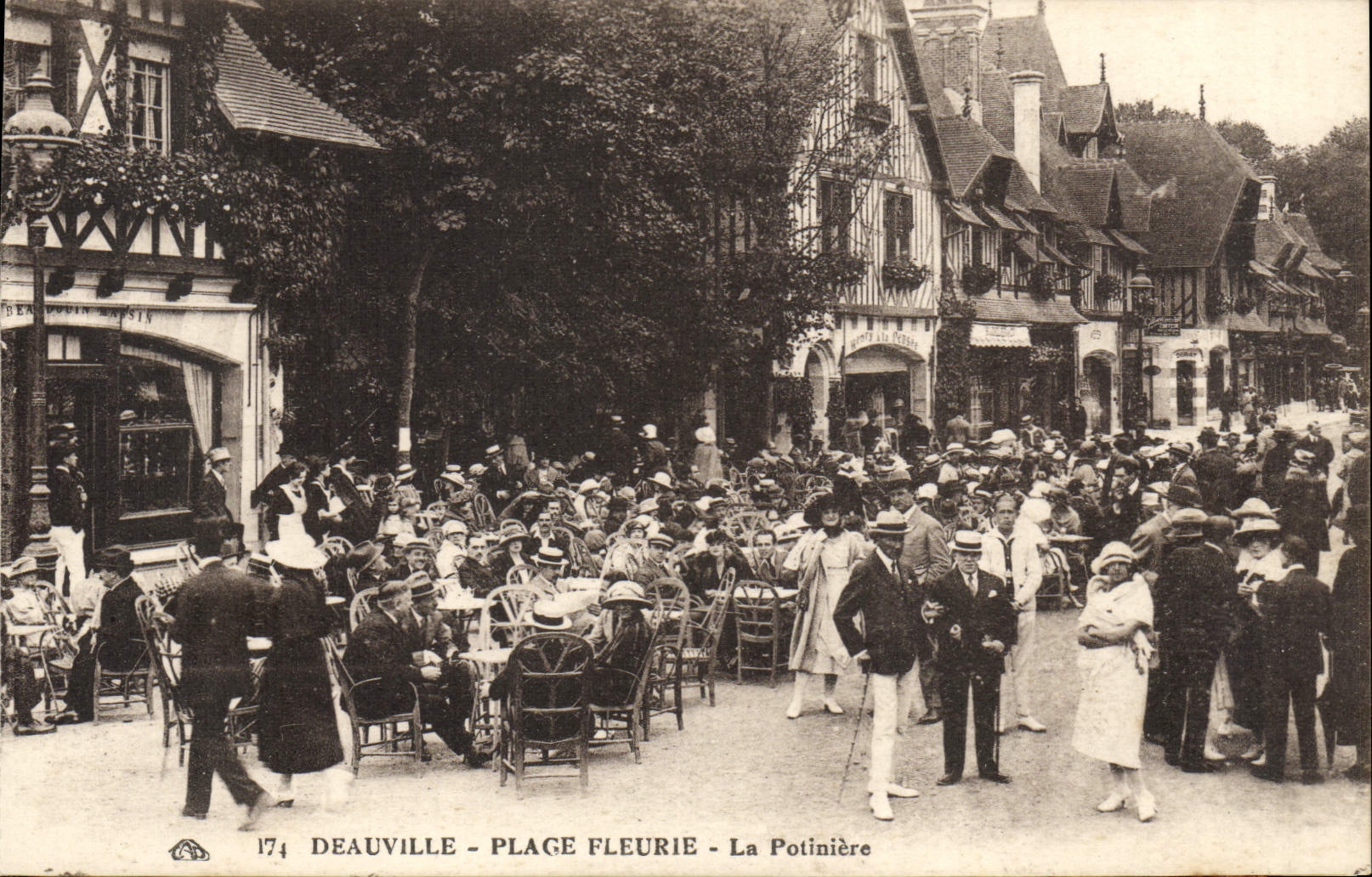 Deauville - Plage Fleurie - La Potinière — éditeur La Potinière, n° 174