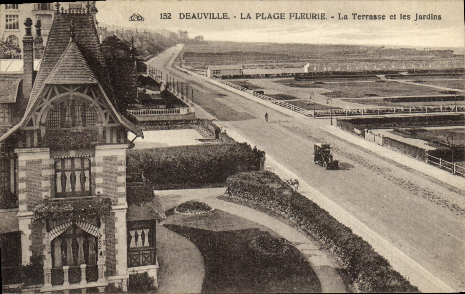 Deauville - La Plage Fleurie. La Terrasse et les Jardins — éditeur inconnu, n° 152