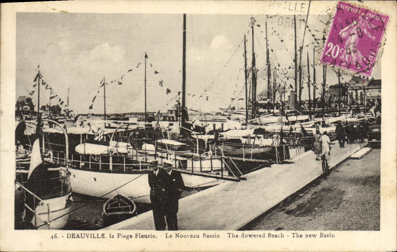 Deauville, la Plage Fleurie — Le Nouveau Bassin — Édition Fikès