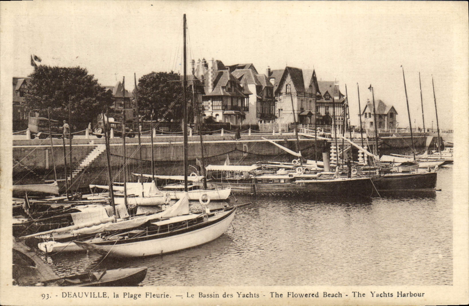 Deauville, la Plage Fleurie — Le Bassin des Yachts — Éditeur La Cigagone, n°93