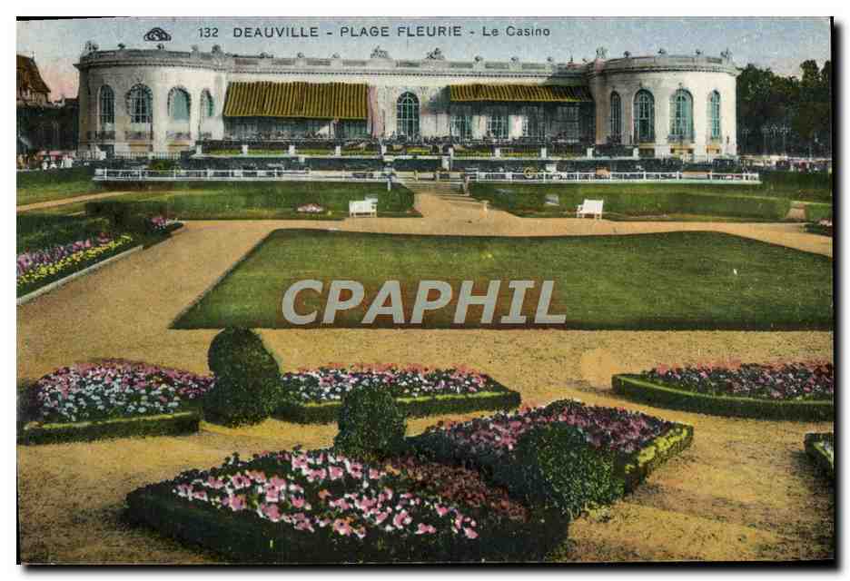 Deauville - Plage Fleurie - Le Casino — CPA PHIL n°132