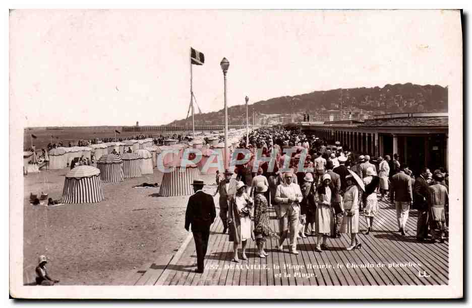 Beauneville, la Plage fleurie, le Chenal de plouches et la Plage