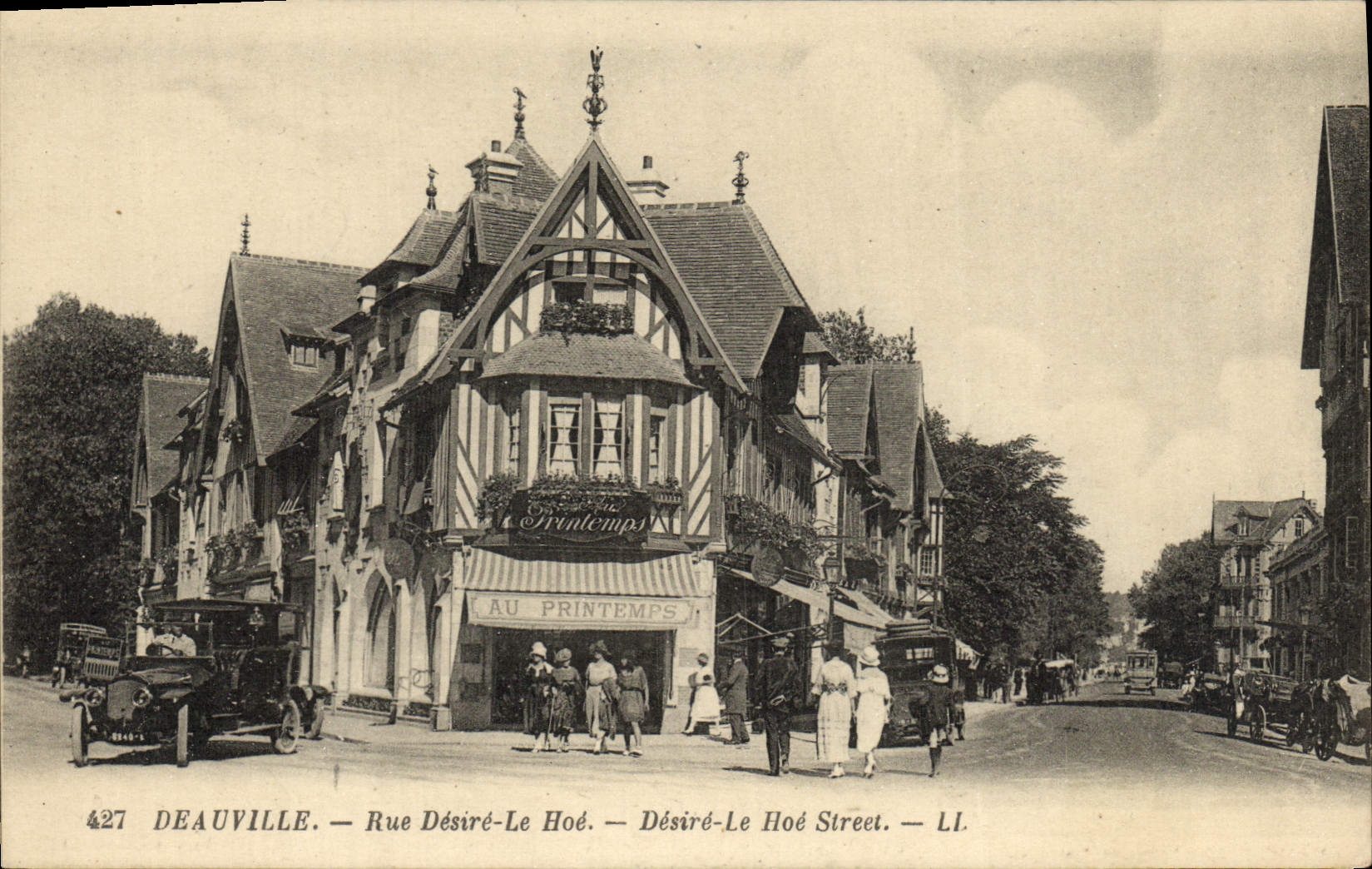 Deauville — Rue Désiré-Le Hoé — Éditeur Lévy Fils et Cie, Paris-Vernault