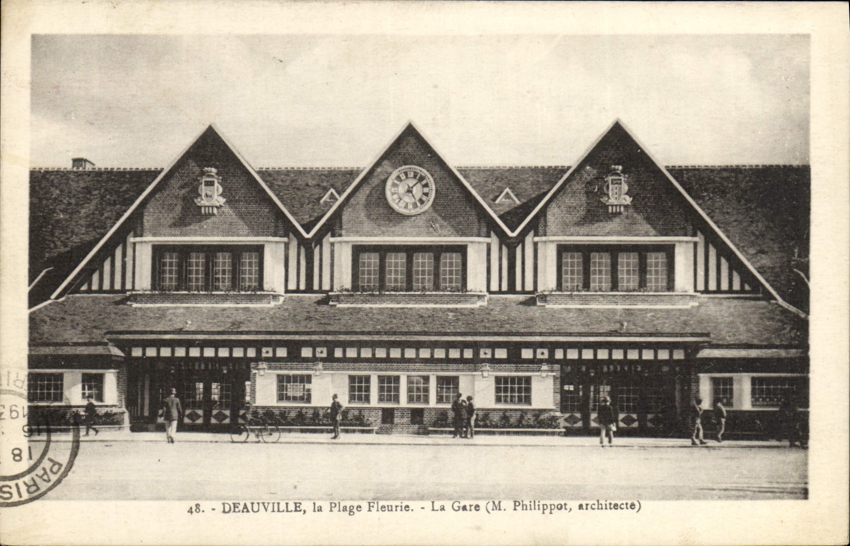 Deauville, la Plage Fleurie — La Gare (M. Philippot, architecte)