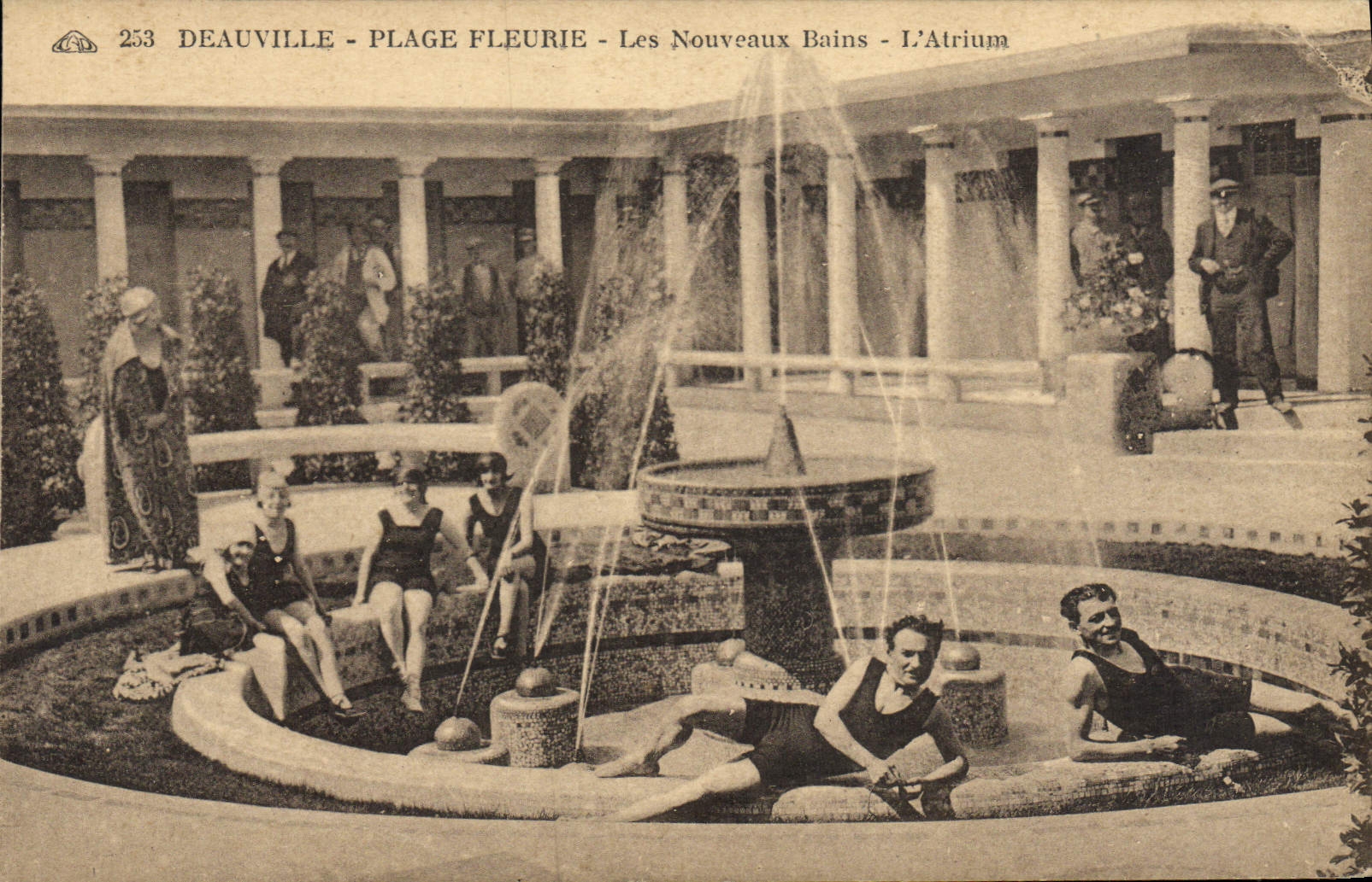 Deauville - Plage Fleurie - Les Nouveaux Bains - L'Atrium