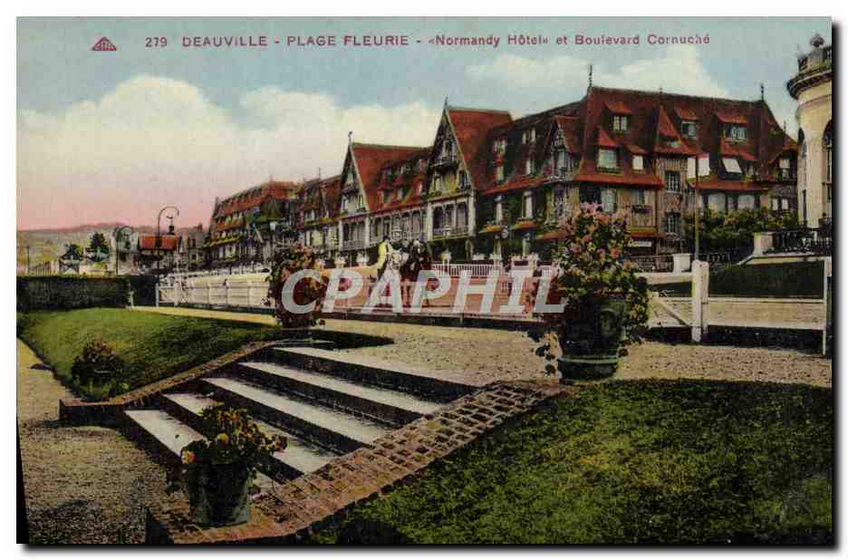 Deauville - Plage Fleurie - « Normandy Hôtel » et Boulevard Cornuché