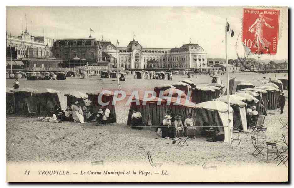 CPA Trouville sur Mer Le Casino Municipal et la plage 