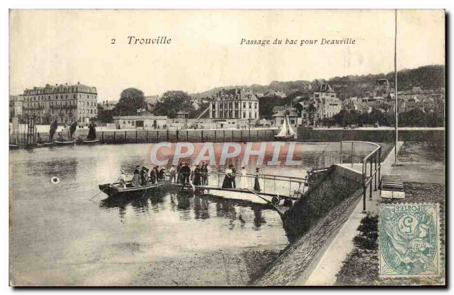 CPA Trouville Passage du Bac Deauville 